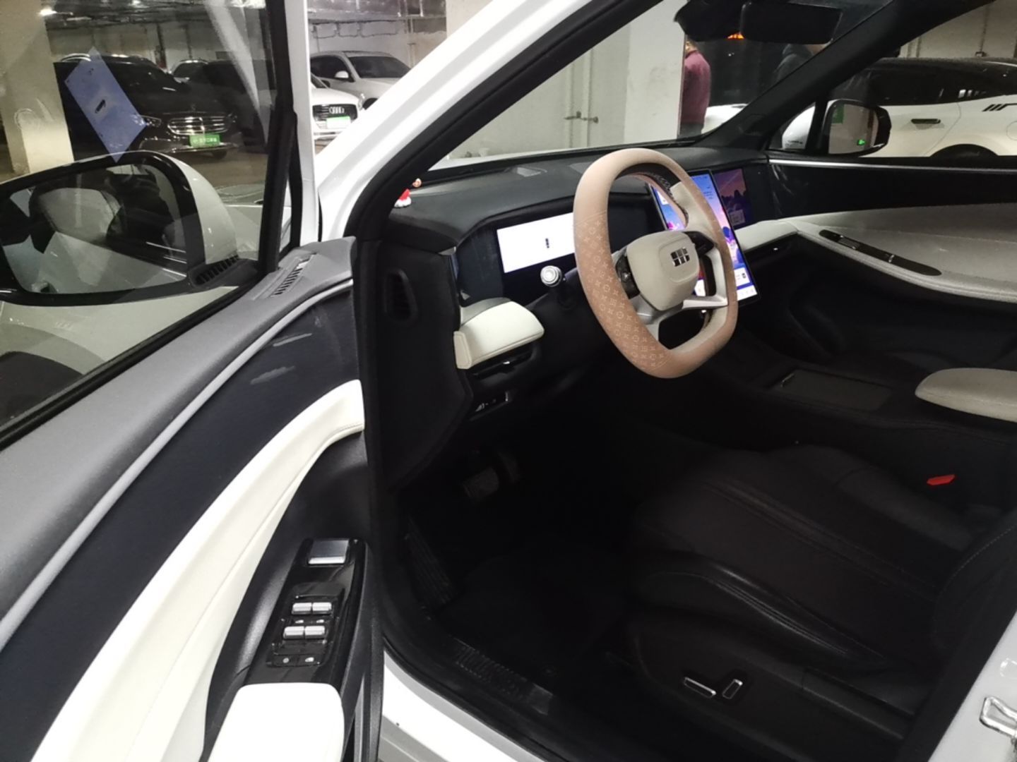 Geely Galaxy L7 2024 1.5T 115 km PLUS Dragon Edition — снимка 15