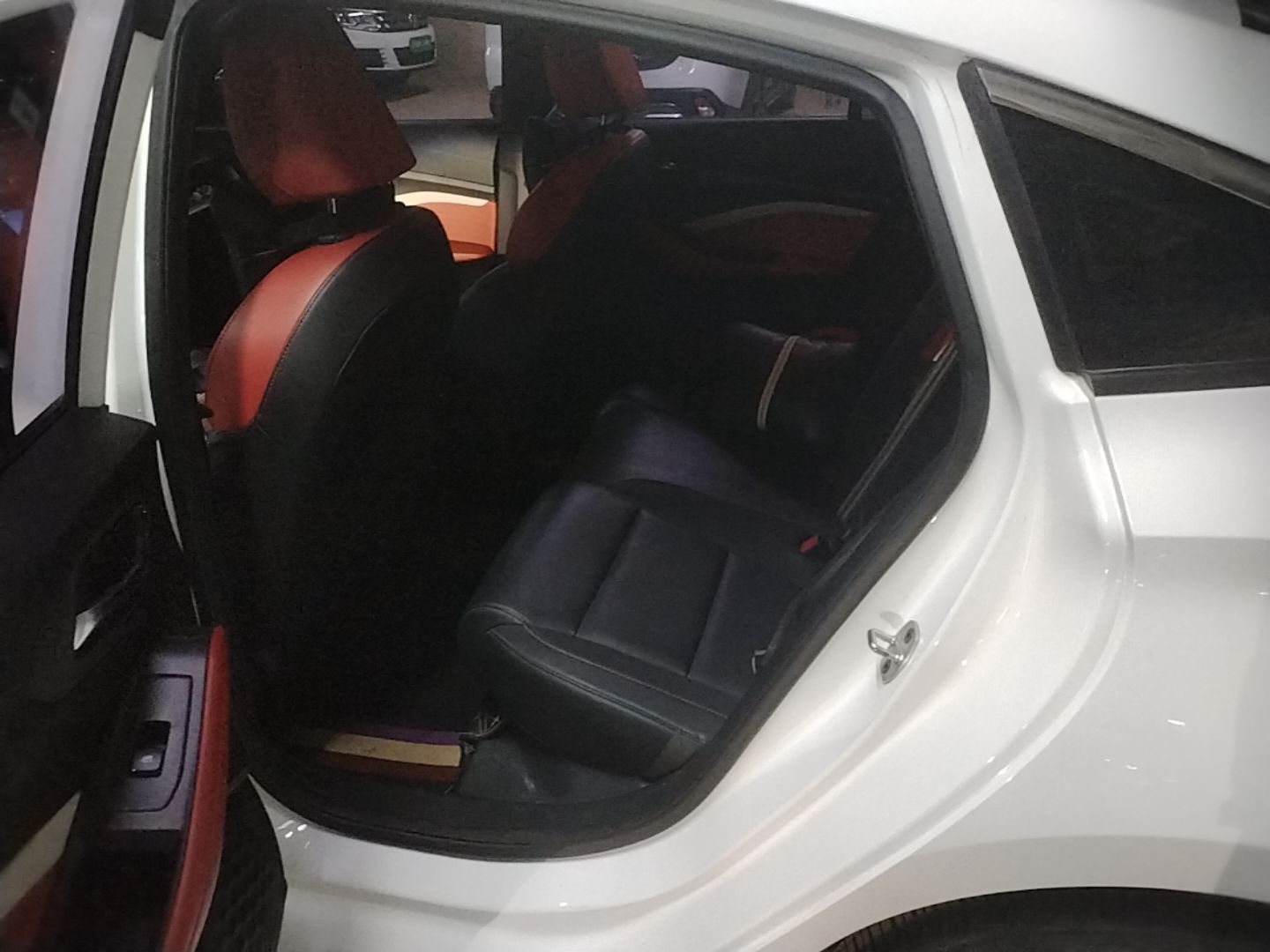 MG 5 2022 300TGI DCT Chao Yue Luxury Edition — снимка 16