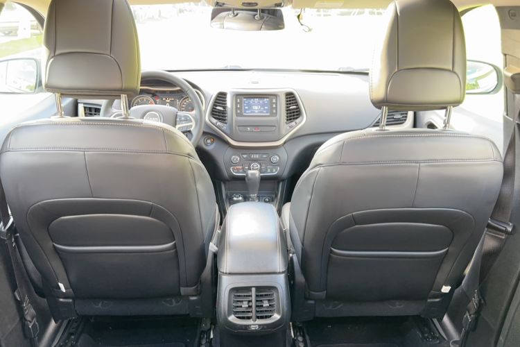 Used Jeep Cherokee 2016 2.4L Professional Edition