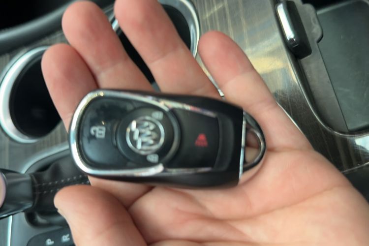 Used Buick Envision 2018 20T Two-Wheel-Drive Leading Model