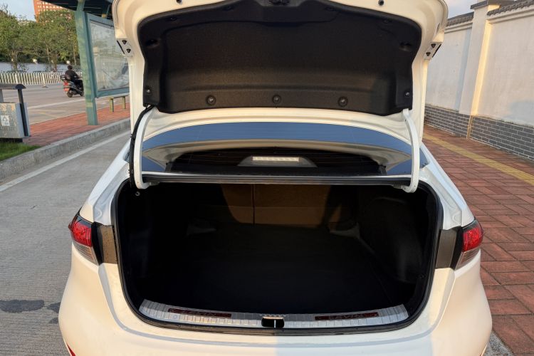 Used Toyota Levin 2023 Smart Electric Hybrid Dual-Engine 1.8L Luxury Edition
