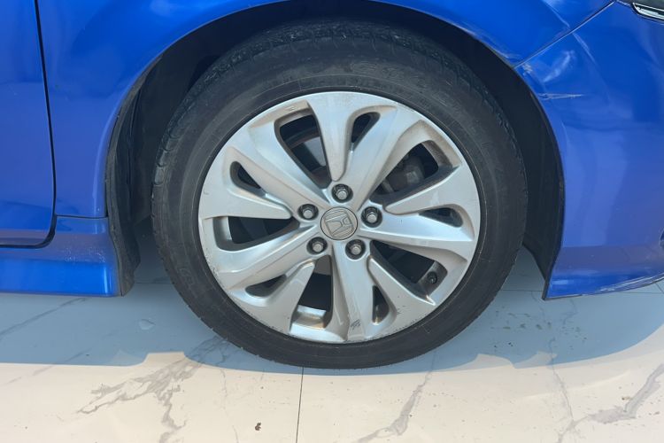 Used Honda Jade 2017 1.8L automatic Comfort version 5 seats
