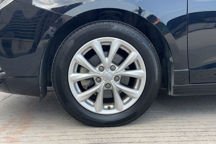 Used Roewe i5 2020 1.5L Automatic 4G Connected Linghao Edition
