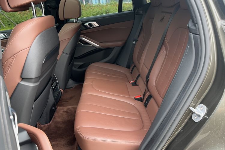 Used BMW X6 2020 xDrive40i Luxury Model with M Sport Package