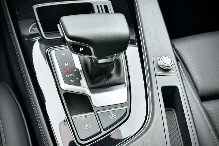 Used Audi A4L 2024 40 TFSI Luxury Dynamic Edition