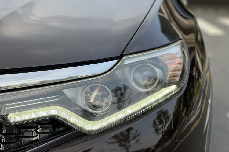 Used Soueast DX7 2018 Prime 1.5T Automatic Luxury Model China V Standard
