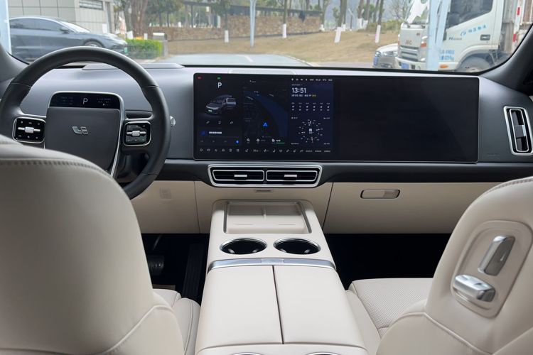 Used Li Auto L9 2022 Max model
