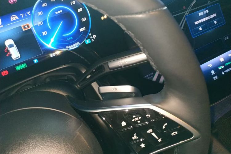 Used Mercedes-Benz EQS SUV 2023 450+
