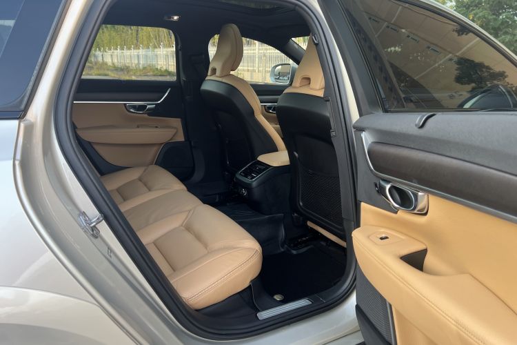 Used Volvo V90 2019 Cross Country T5 AWD Smart Range Version China V Standard