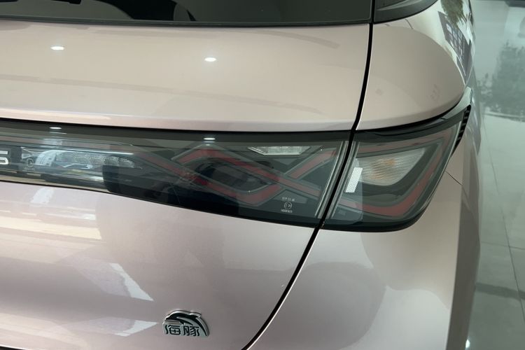 Used BYD Dolphin 2023 420 km Fashion Edition
