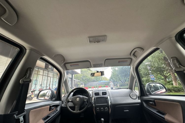 Used Suzuki SX4 2013 1.6L Automatic CoolRide Model
