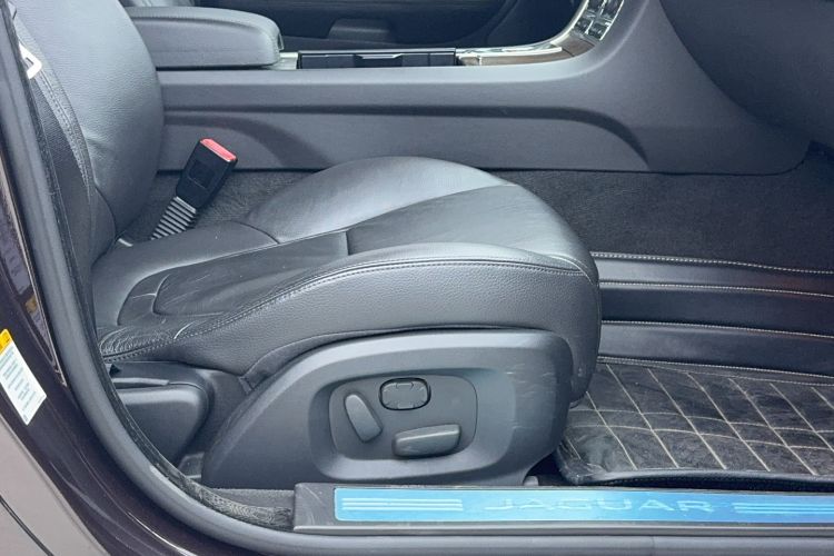 Used Jaguar XF 2015 XF 2.0T Sportbrake Luxury Edition

