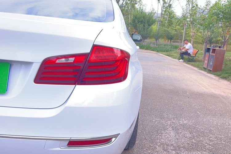 Used BMW 5 Series 2014 525Li Luxury Design Package
