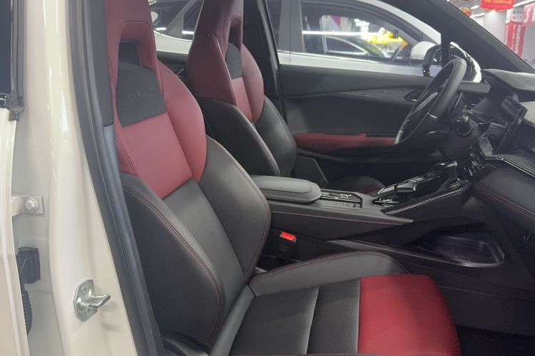 Used Lynk & Co 06 2020 1.5T JinPro model
