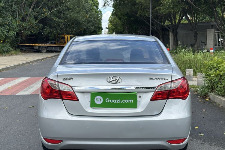 Used Hyundai Celesta 2015 1.6L Automatic Comfort Model
