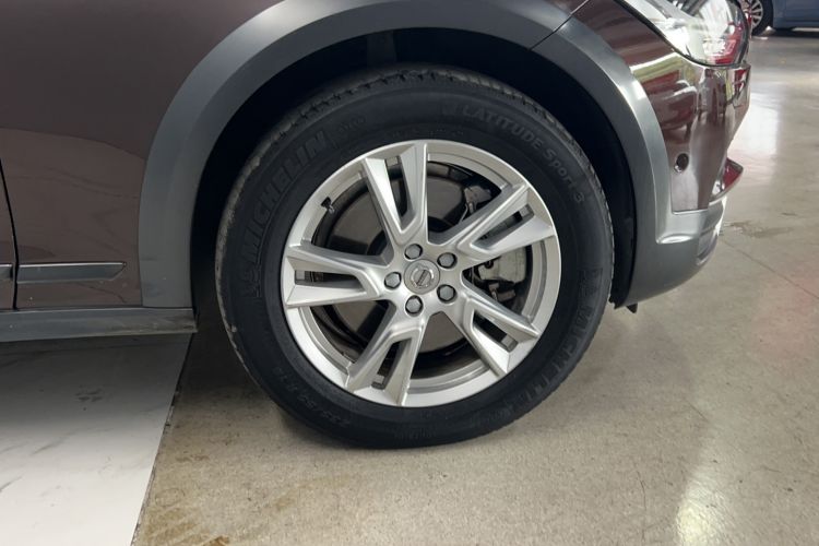 Used Volvo V90 2017 Cross Country T5 AWD Smart Range Edition