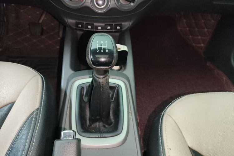 Used Chevrolet Sail 2015 Sail 3 1.5L Manual with Ideal Sunroof Edition