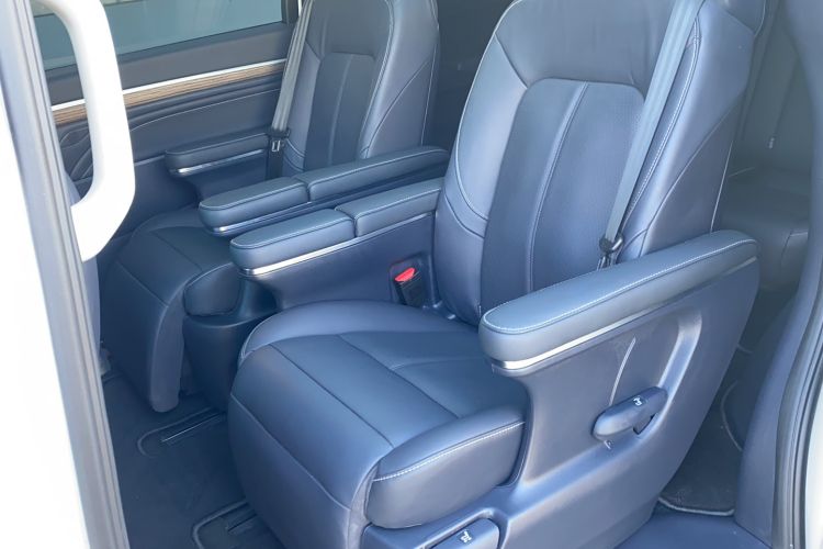 Used GAC Trumpchi M8 2023 Lingxiu Series 390T Prestige Edition