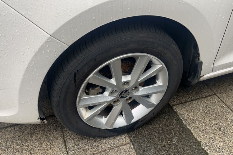 Used Skoda Rapid 2016 1.6L Automatic Chuanxing Edition
