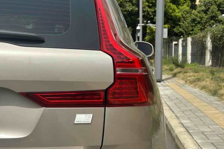 Used Volvo XC60 New Energy 2024 T8 Plug-in Hybrid Long-Range All-Wheel Drive Smart Luxury Edition