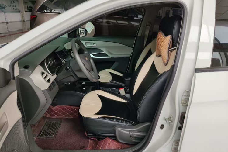 Used Chevrolet Sail 2015 Sail 3 1.5L Manual with Ideal Sunroof Edition