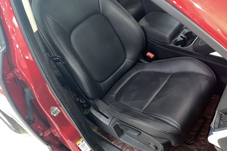 Used Jaguar E-PACE 2018 P200 China VI