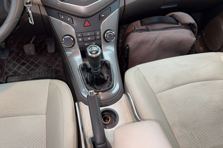 Used Chevrolet Cruze 2015 1.5L Classic SE MT