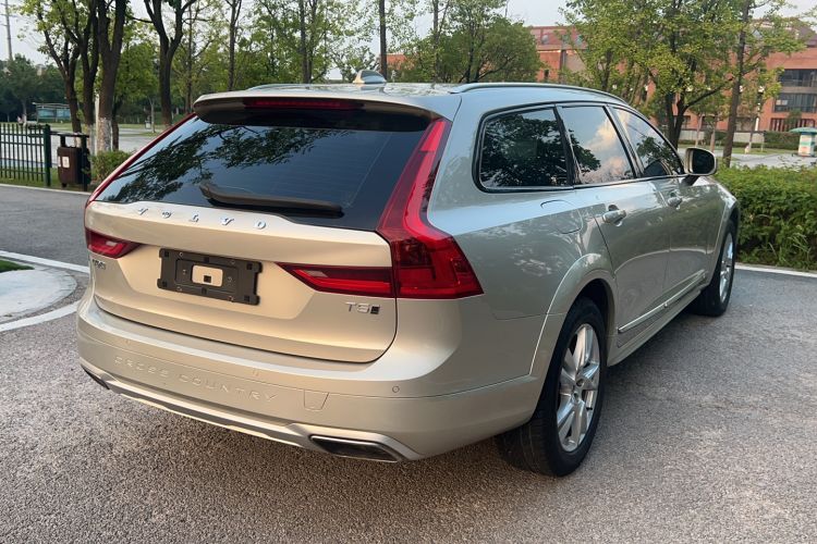 Used Volvo V90 2019 Cross Country T5 AWD Smart Range Version China V Standard