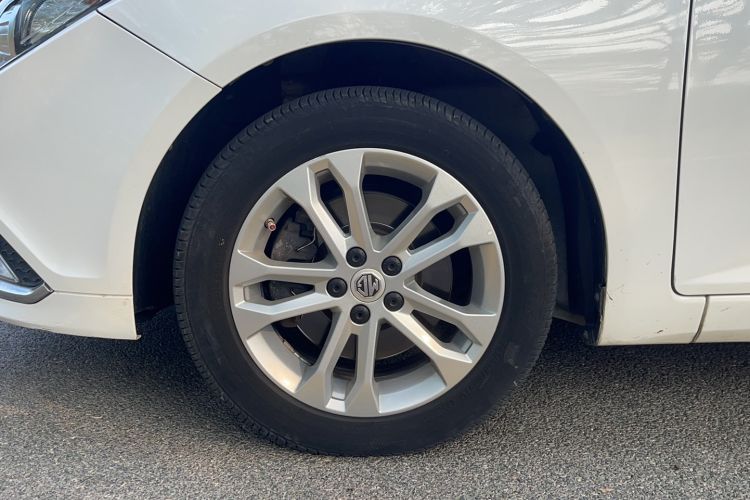 Used MG 5 2014 1.5T Automatic Luxury Model
