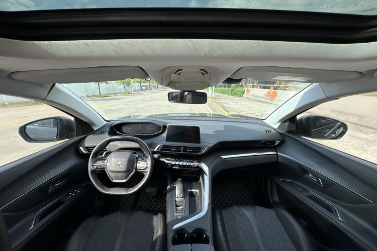 Used Peugeot 5008 2017 380THP 5-Seater Elite Edition