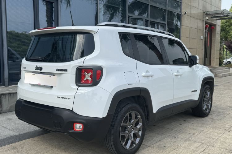 Used Jeep Renegade 2018 Connected Large Screen Version 180T Automatic Kinetic Edition+