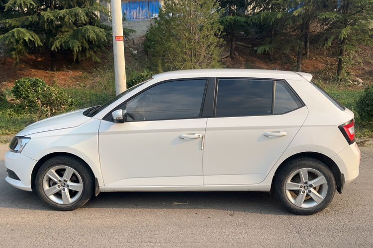 Used Skoda Fabia 2017 1.4L Automatic Car Enjoy Edition