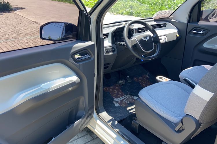 Used Wuling Hongguang MINIEV 2022 Macaron Premium Model – Lithium Iron Phosphate