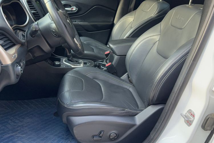 Used Jeep Cherokee 2017 2.4L Excellence Edition