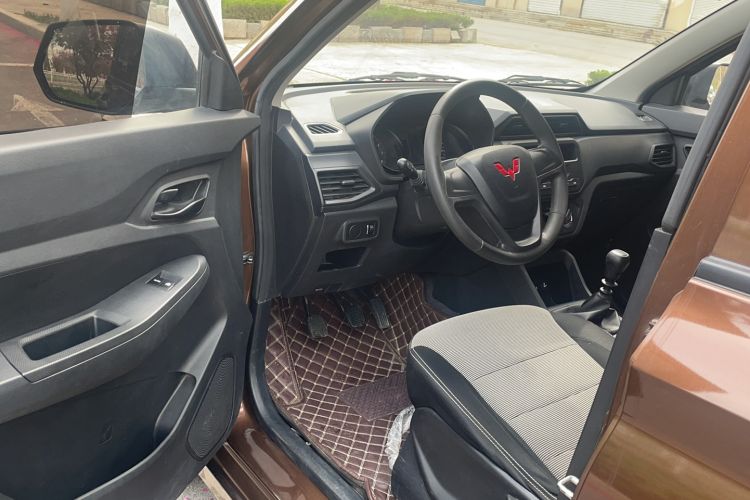 Used Wuling Hongguang 2021 1.5L S Base Version LAR