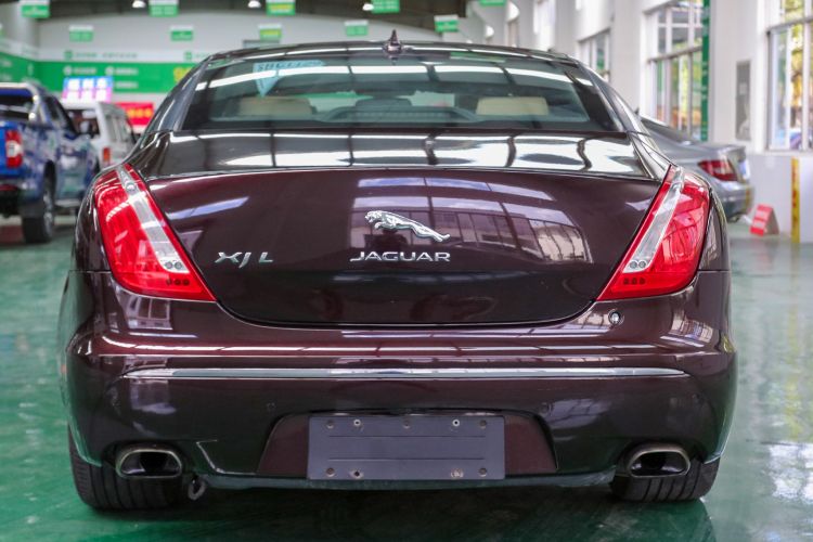 Used Jaguar XJ 2014 XJL 2.0T Two-Wheel Drive Panoramic Business Edition