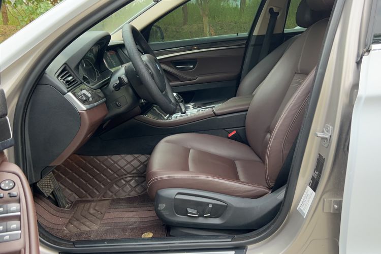 Used BMW 5 Series 2014 525Li Luxury Design Package
