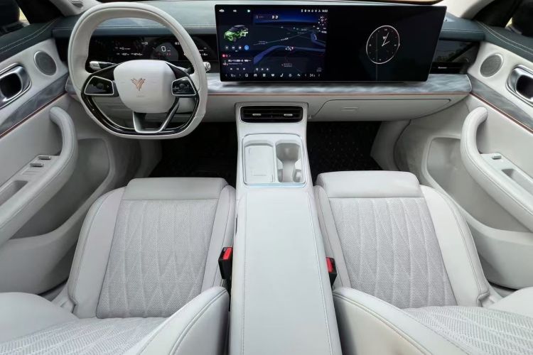 Used NETA L 2024 Range-Extended 220 Luxury Edition
