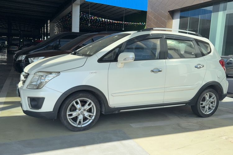 Used Changan CX20 2014 1.4L Manual Sunroof Navigation Version – China IV Standard
