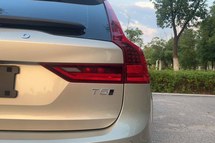 Used Volvo V90 2019 Cross Country T5 AWD Smart Range Version China V Standard