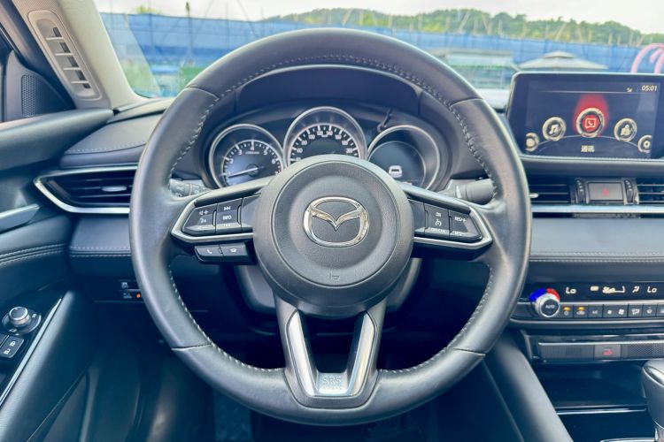 Used Mazda Atenza 2021 2.0L Blue Sky Luxury Edition
