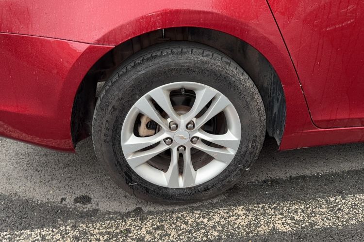 Used Chevrolet Cruze 2015 1.5L Classic SE MT