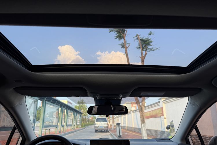 Used Toyota Levin 2023 Smart Electric Hybrid Dual-Engine 1.8L Luxury Edition
