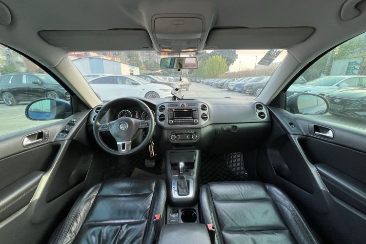 Used Volkswagen Tiguan 2012 1.8TSI Automatic Two-Wheel Drive Trend Edition Center Console