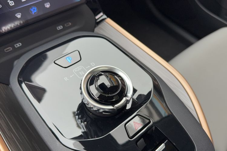 Used Toyota bZ3 2024 517 km Elite PRO