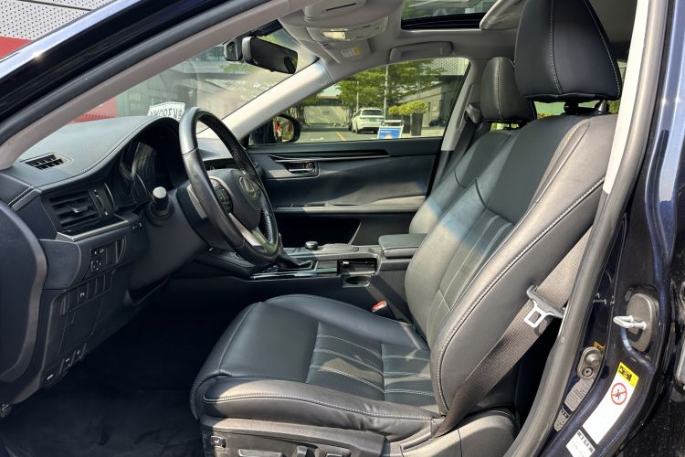 Used Lexus ES 2015 200 Elite Edition
