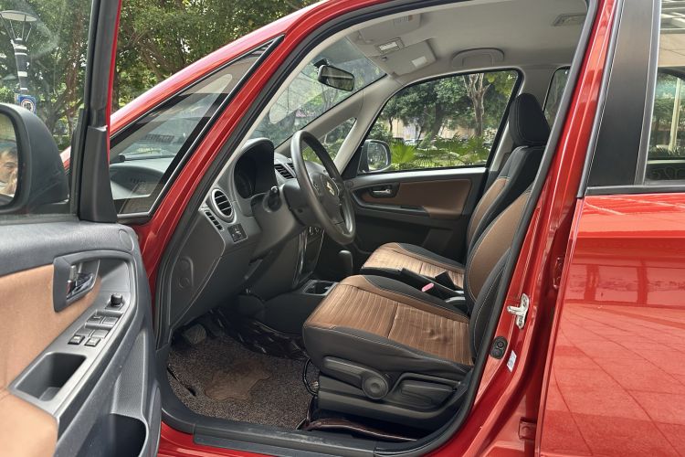 Used Suzuki SX4 2013 1.6L Automatic CoolRide Model
