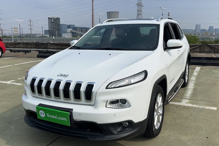 Used Jeep Cherokee 2016 2.4L Leading Smart Version
