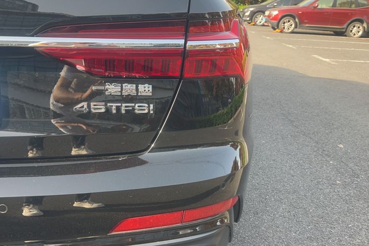 Used Audi A6L 2021 40 TFSI Luxury Dynamic Edition Right Rear Taillight