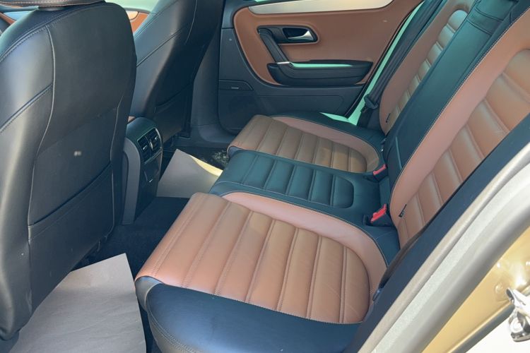 Used Volkswagen FAW-Volkswagen CC 2016 1.8TSI Luxury Model
